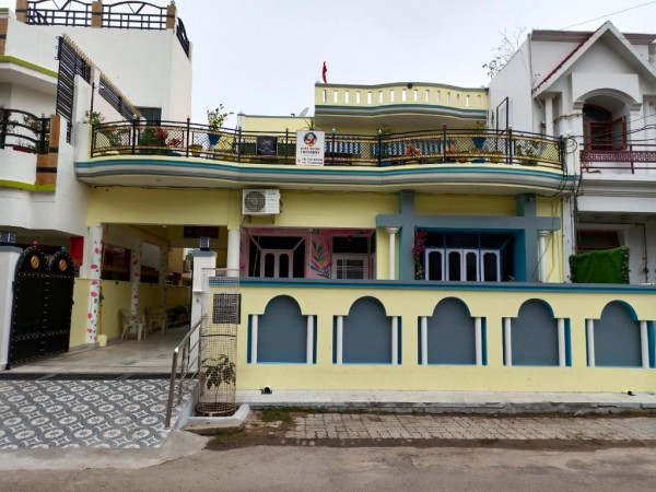 The House of 27