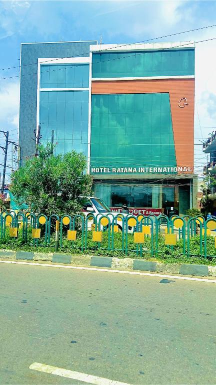 Ratana International