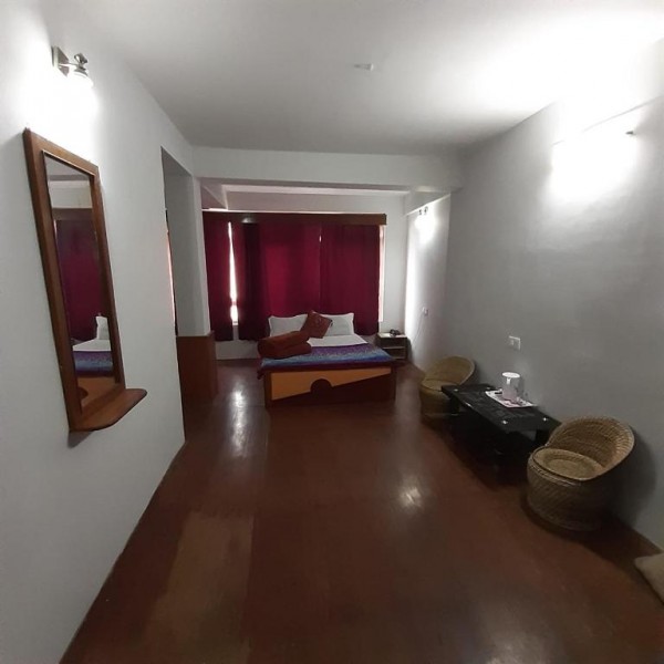 Hotel Garden View Kanpur